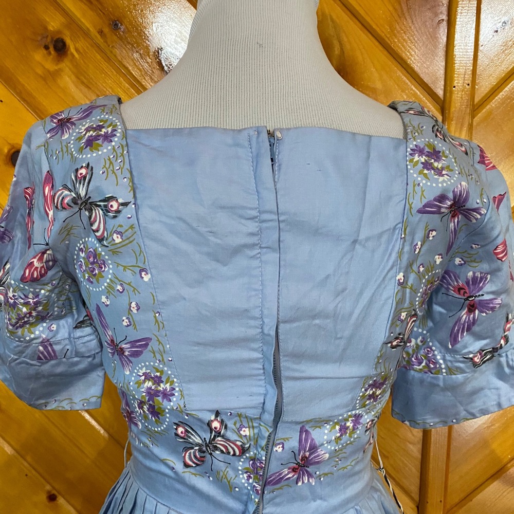 Vintage 1950s NWT Prentiss Lane Dorothy Burns Butterfly Floral Dress 11 ILGWU - Picture 8 of 13